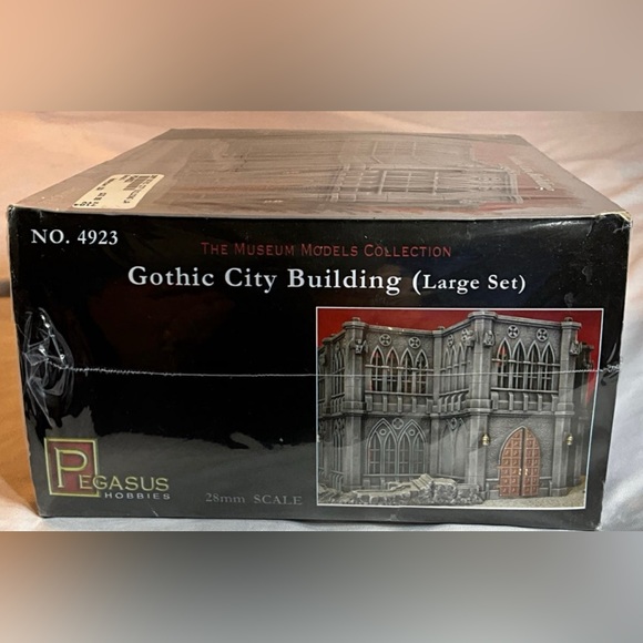 New Sealed Hobby Gothic City Building Lg Set Museum Models Collections - Picture 5 of 6